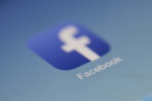 Read more about the article Facebookgruppen mit Facebookseite beitreten